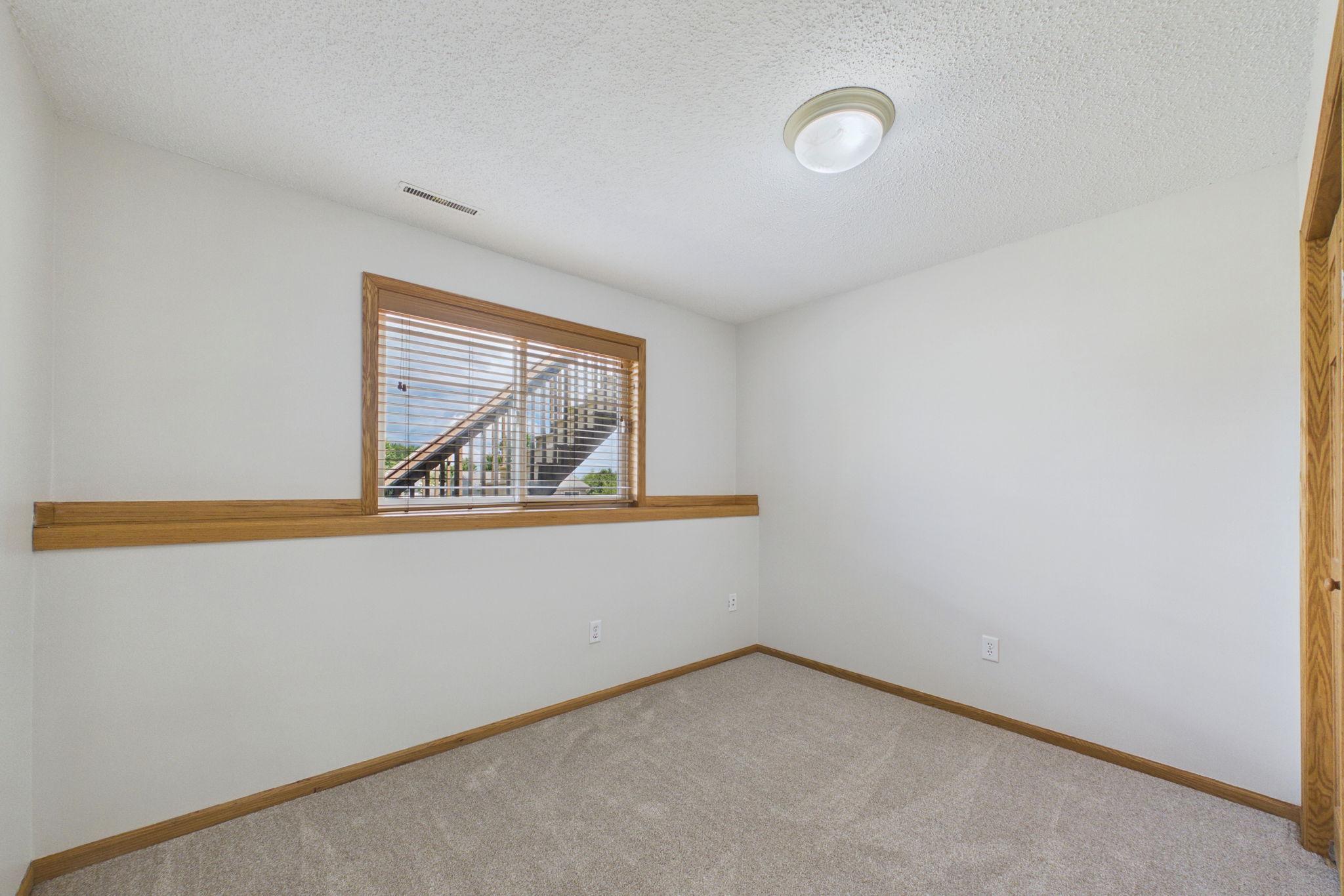 5232 Kingsbury Place Northwest Rochester, MN 55901 - Photo 15 of 29