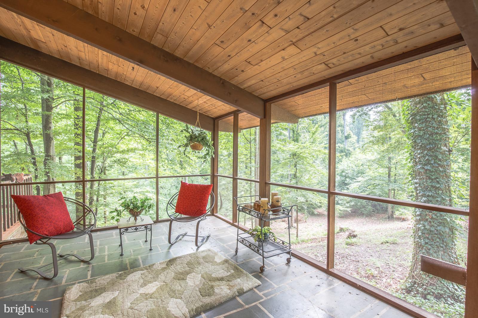 710 Brooke Road Fredericksburg, VA 22405 - Photo 14 of 30 Screened-In Porch