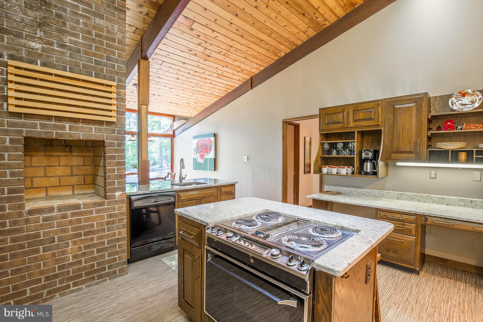 710 Brooke Road Fredericksburg, VA 22405 - Photo 8 of 30 Kitchen