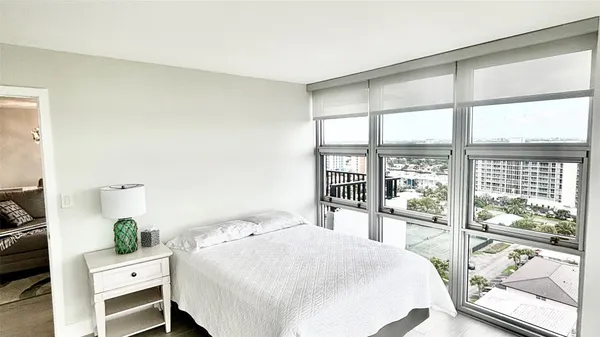 $3,300 | 531 North Ocean Boulevard, Unit 1601, Pompano Beach, FL 33062
