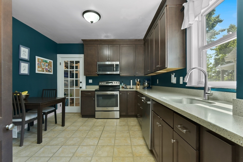 650 South Street, Unit 2 Boston, MA 02131 - Photo 7 of 25