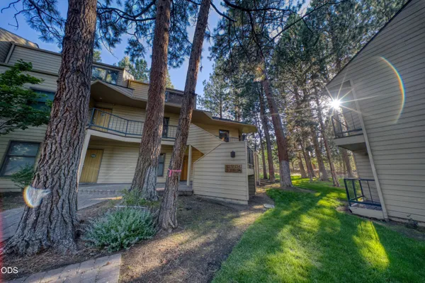 $349,000 | 19717 Southwest Mount Bachelor Drive, Unit 254, Bend, OR 97702