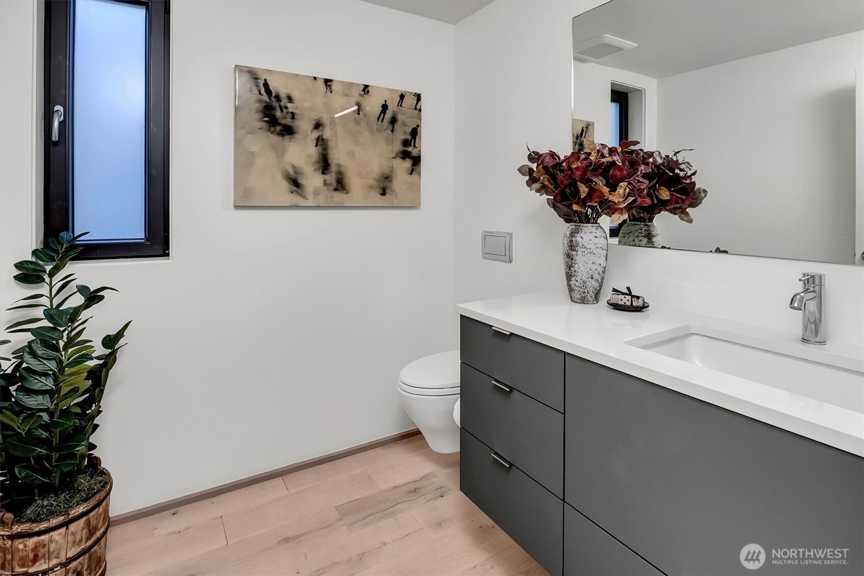 305 Lee Street Seattle, WA 98109 - Photo 14 of 40