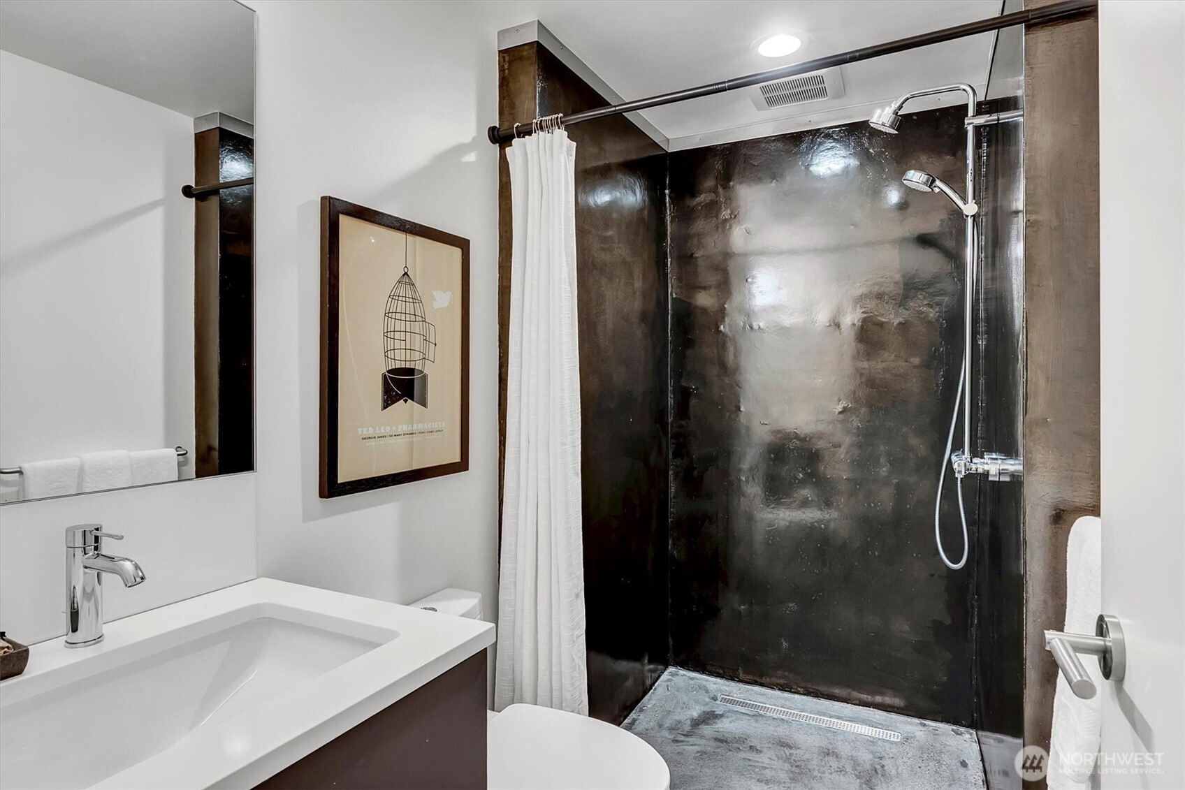 305 Lee Street Seattle, WA 98109 - Photo 28 of 40