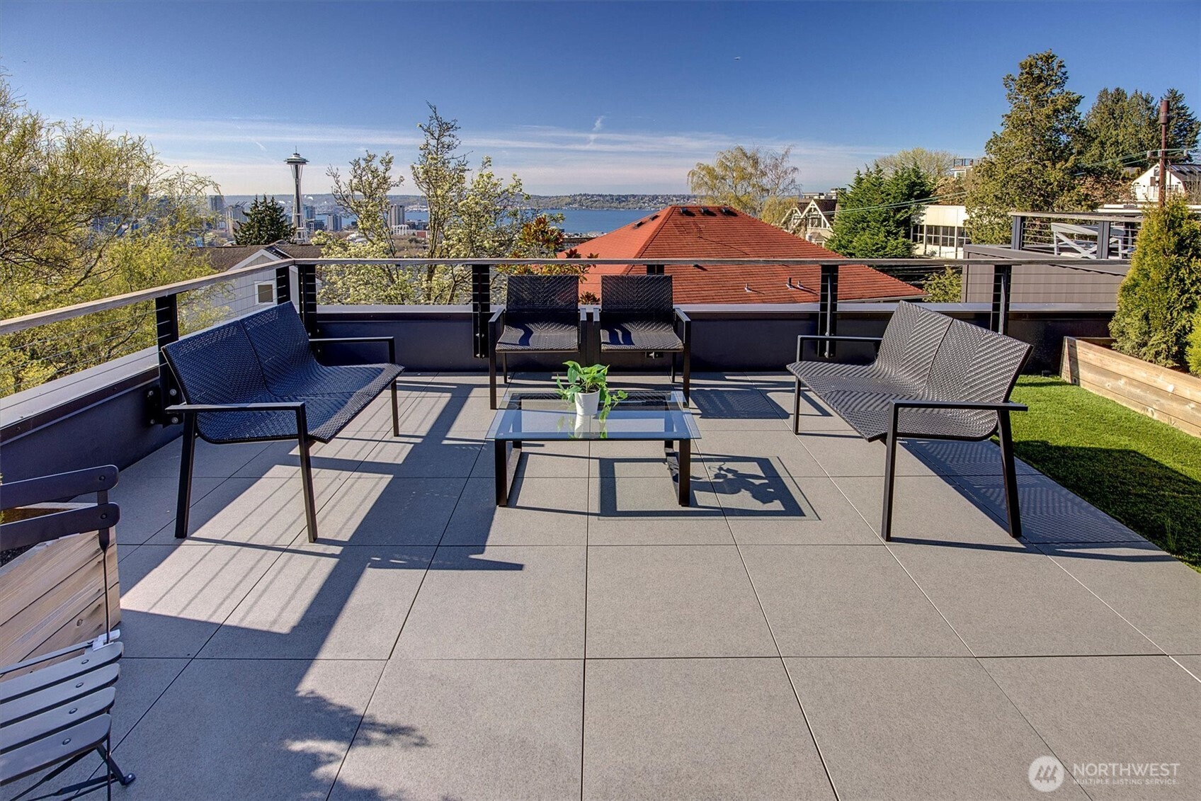 305 Lee Street Seattle, WA 98109 - Photo 29 of 40
