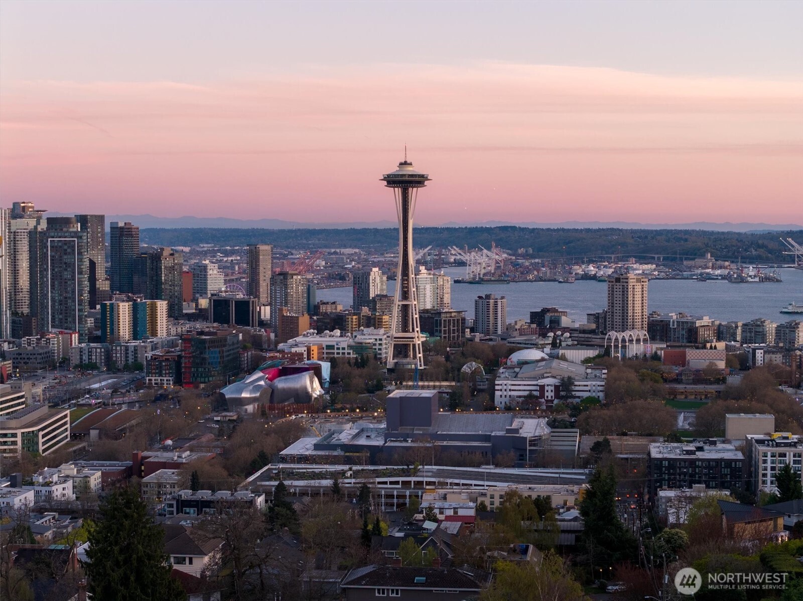 305 Lee Street Seattle, WA 98109 - Photo 35 of 40