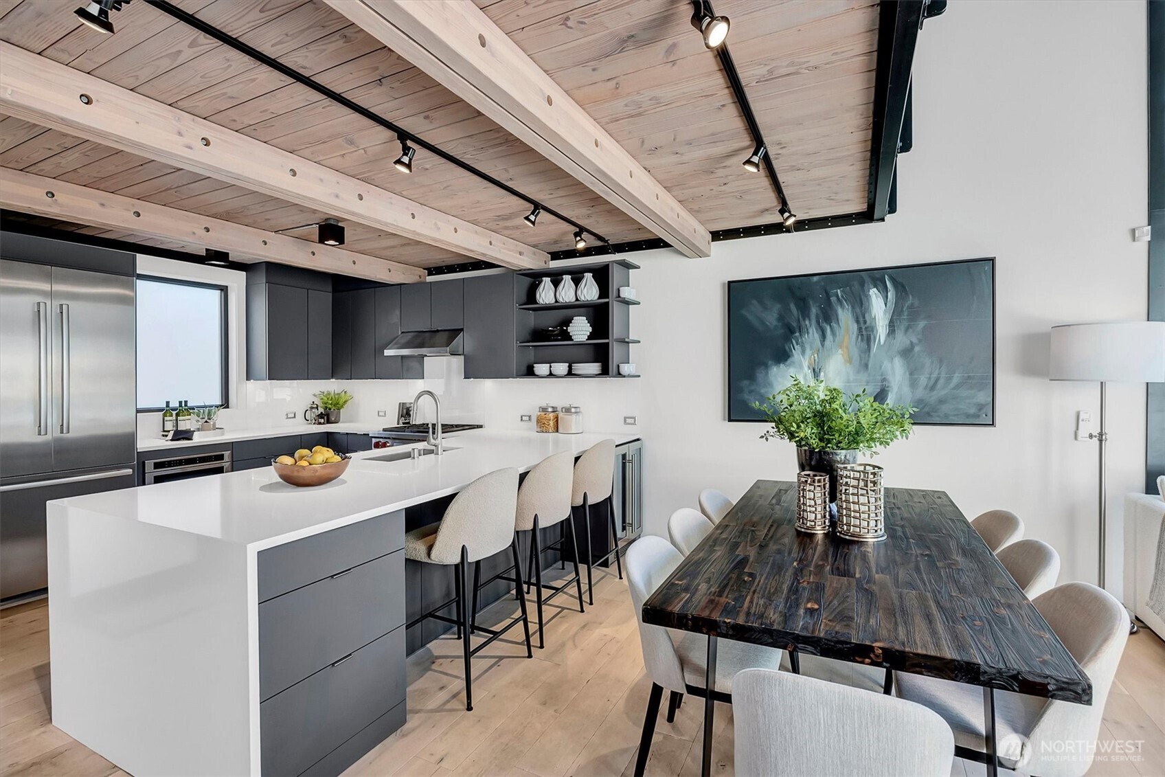 305 Lee Street Seattle, WA 98109 - Photo 5 of 40