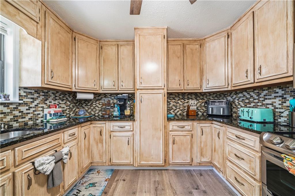 1910 Mack Road Douglasville, GA 30135 - Photo 8 of 36