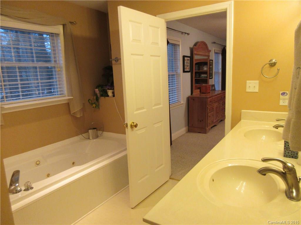 9 Collenwood Road Arden, NC 28704 - Photo 18 of 24 Gallery Image 18