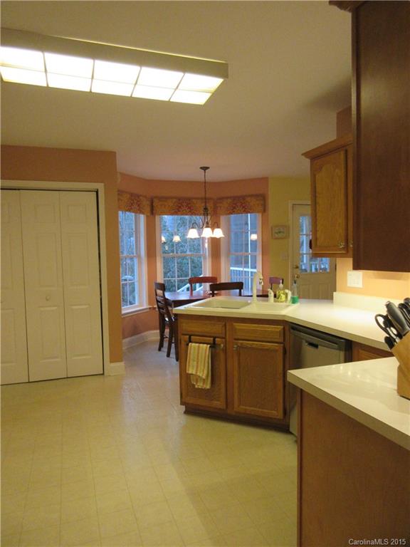 9 Collenwood Road Arden, NC 28704 - Photo 10 of 24 Gallery Image 10