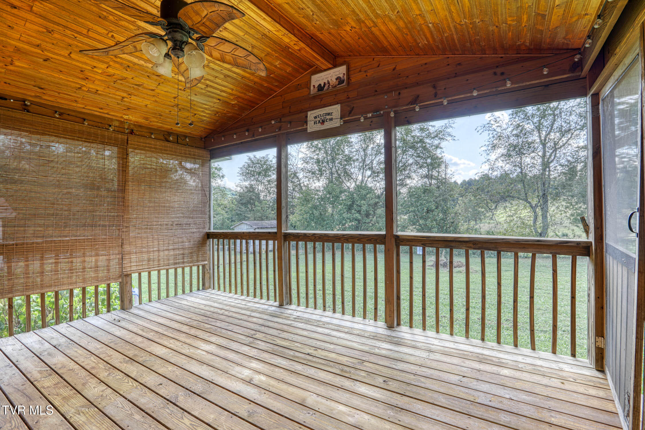 309 Jones Road Church Hill, TN 37642 - Photo 41 of 49 309 Jones Rd. CH b (33 of 37)