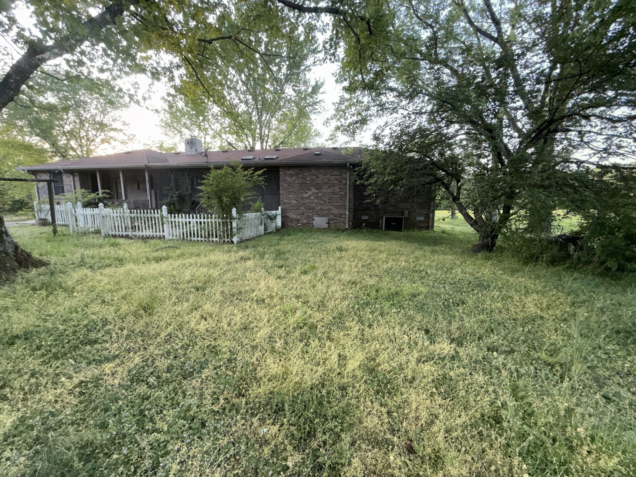 191 Cooks Rd Extension Lebanon, TN 37087 - Photo 20 of 33 a view of a house with a yard and sitting area