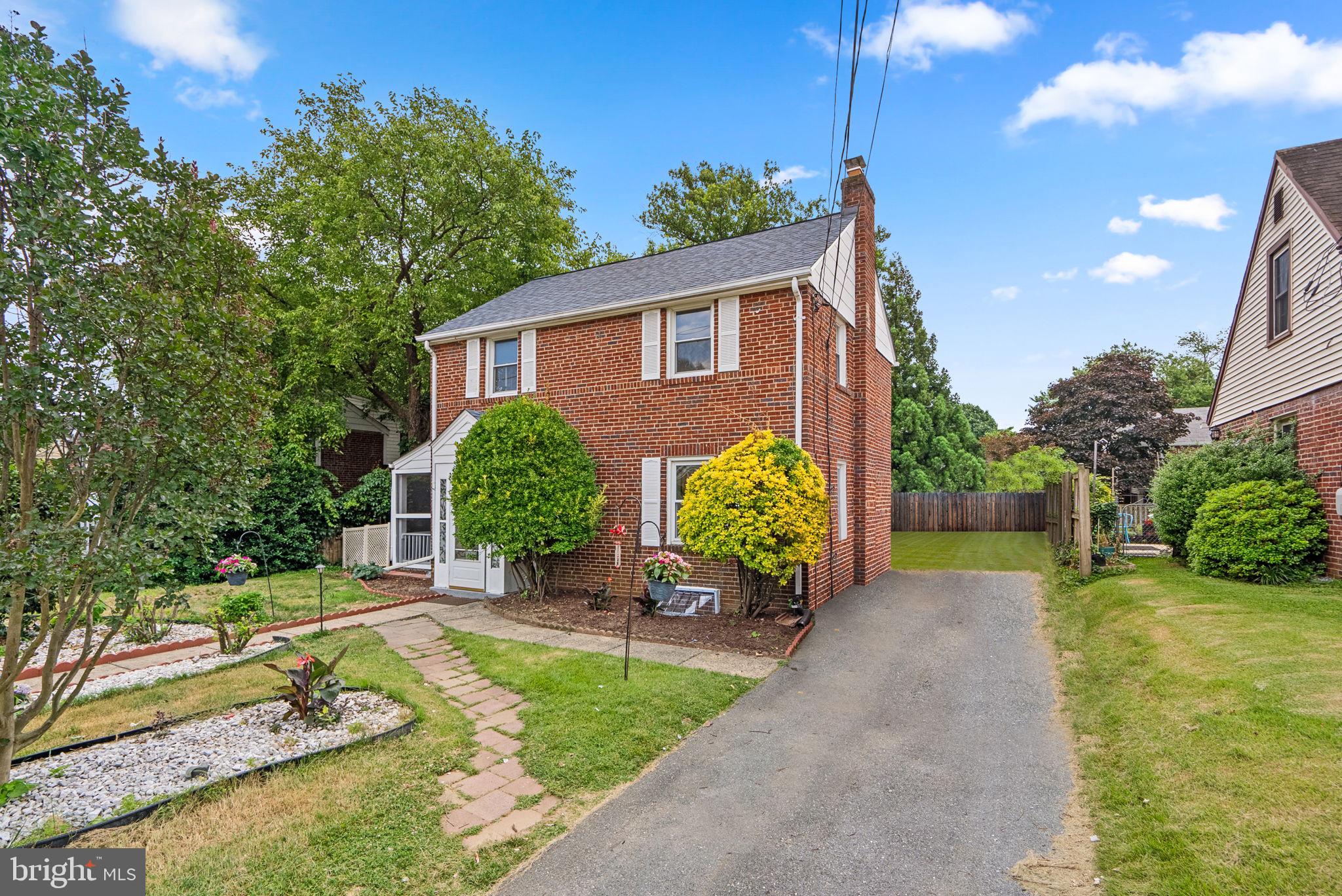 208 Granville Drive Silver Spring, MD 20901 - Photo 1 of 38 Off street parking for 2+ cars