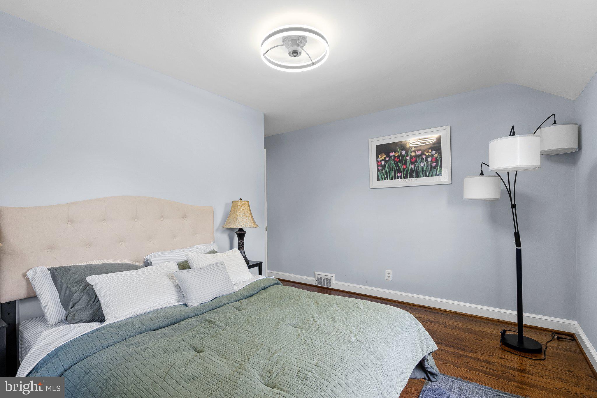 208 Granville Drive Silver Spring, MD 20901 - Photo 15 of 38 Owners bedroom