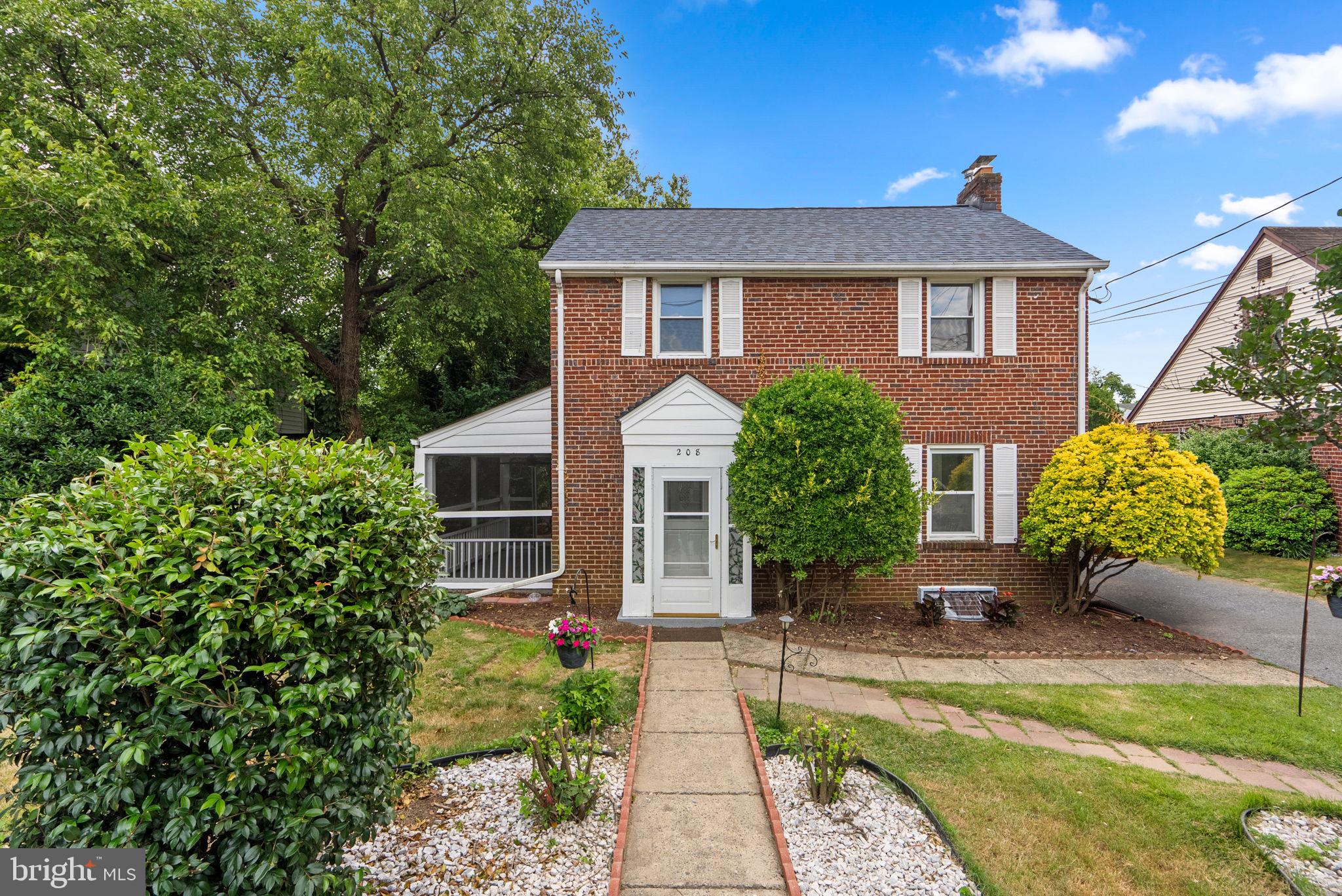 208 Granville Drive Silver Spring, MD 20901 - Photo 2 of 38