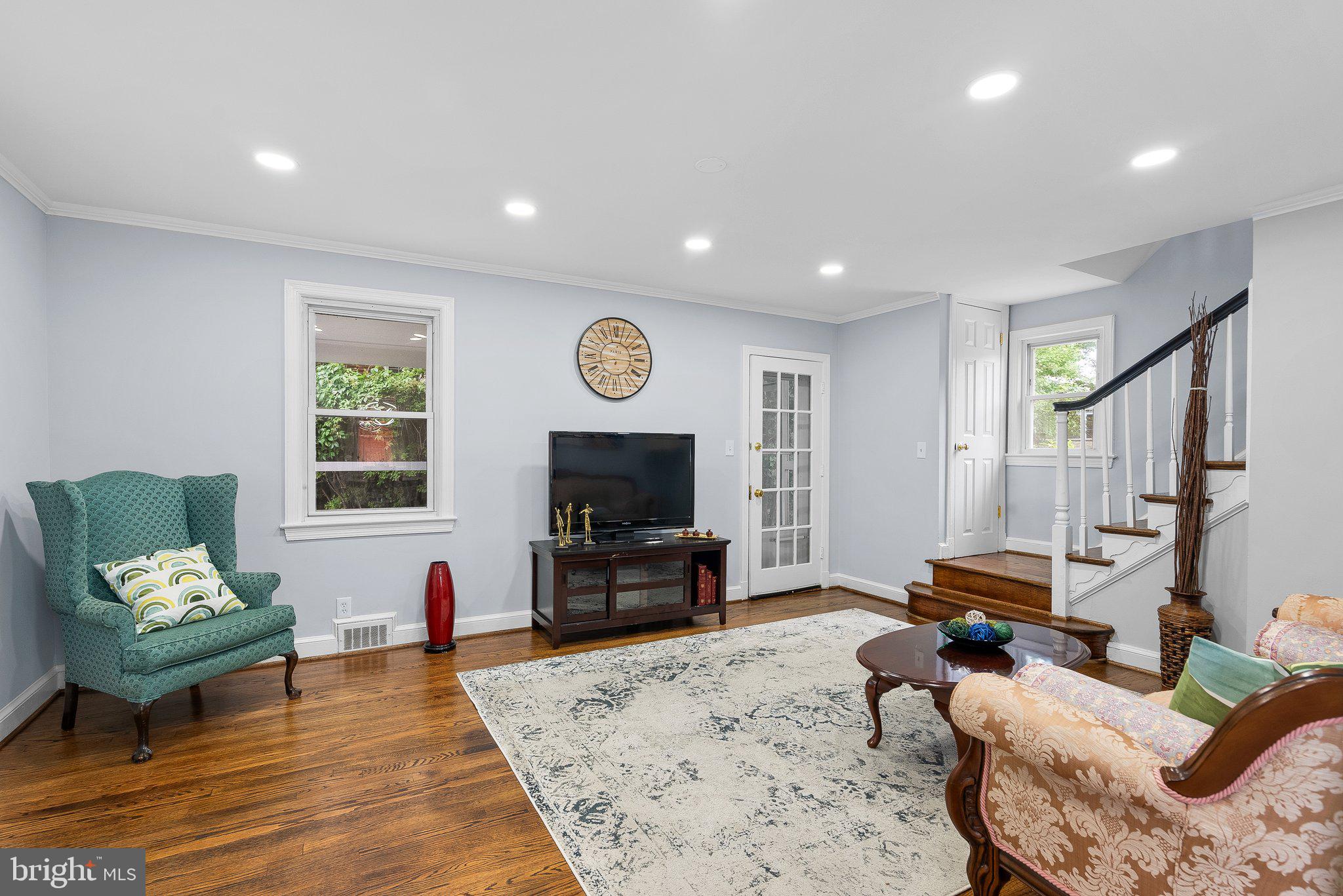 208 Granville Drive Silver Spring, MD 20901 - Photo 5 of 38