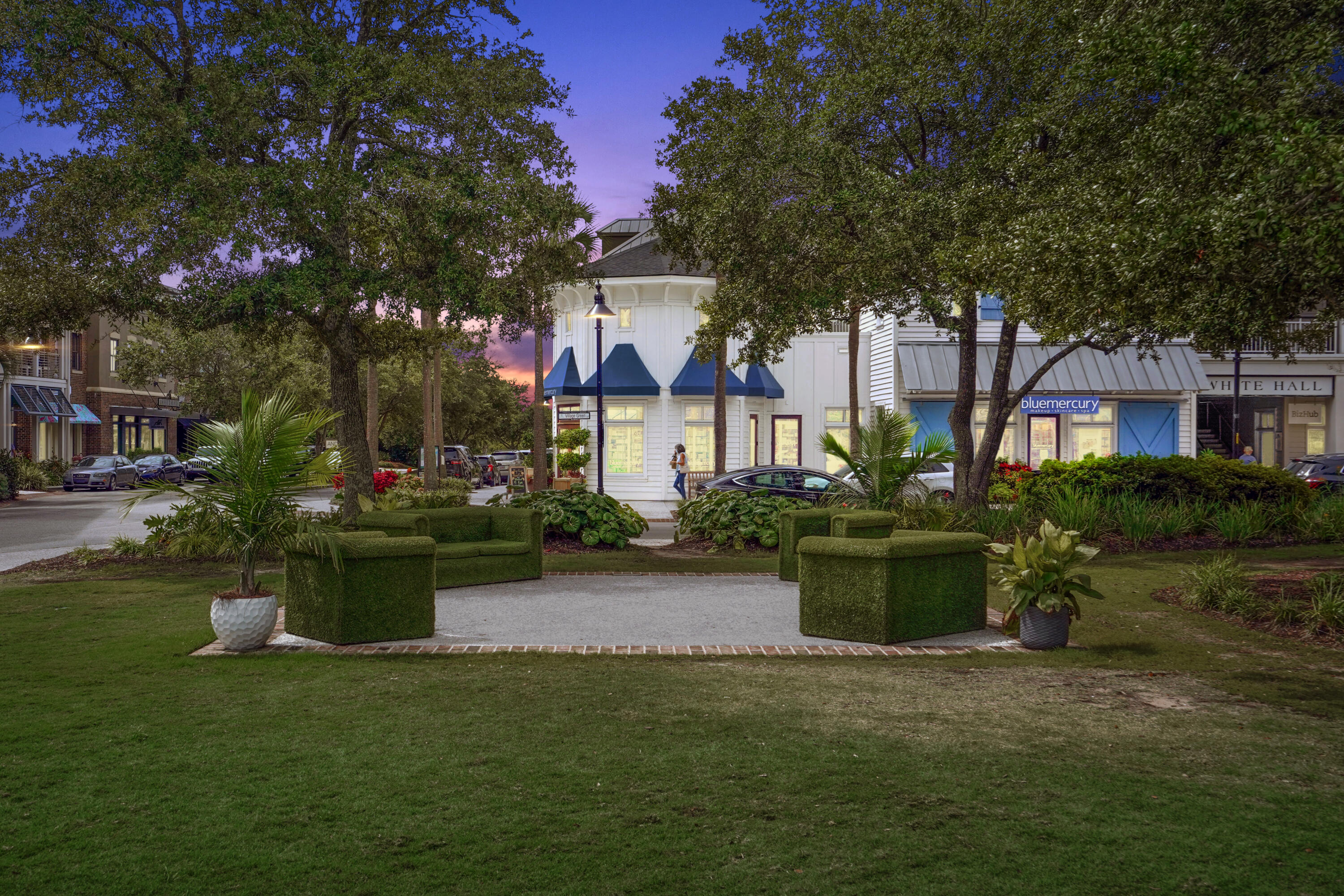 2478 Shipwatch Road Kiawah Island, SC 29455 - Photo 77 of 78 FreshfieldsVillage-Twilight 16