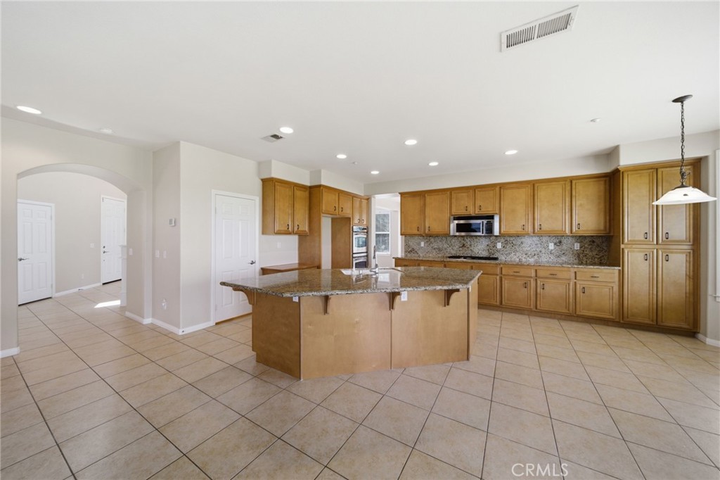 8052 Citricado Lane Riverside, CA 92508 - Photo 14 of 51
