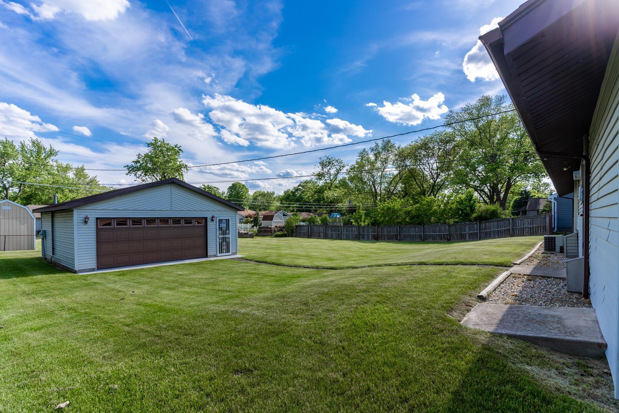 3810 Stellhorn Road Fort Wayne, IN 46815 - Photo 21 of 25 Gallery Image 21