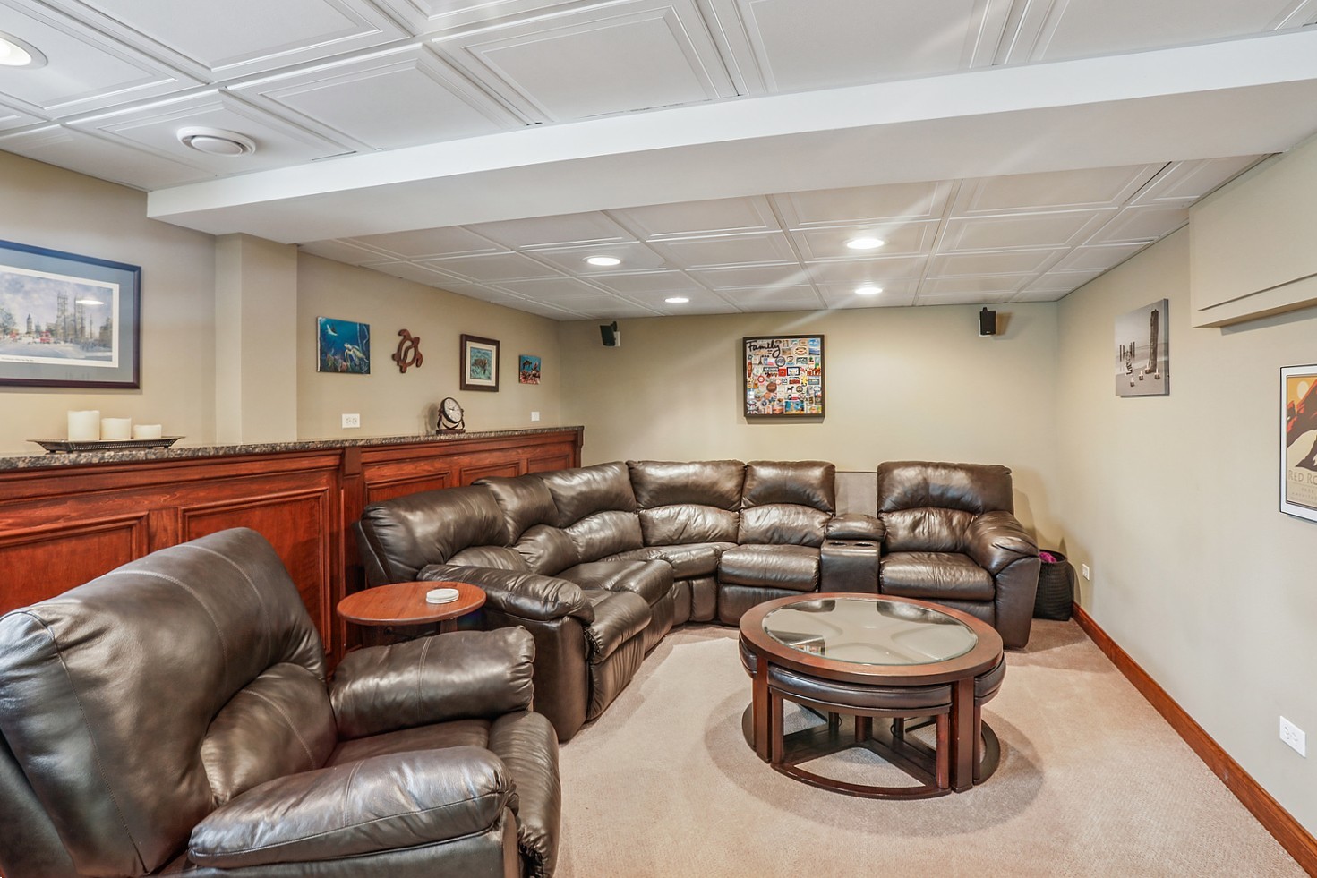385 Coventry Lane Crete, IL 60417 - Photo 11 of 24 a living room with furniture and a glass door