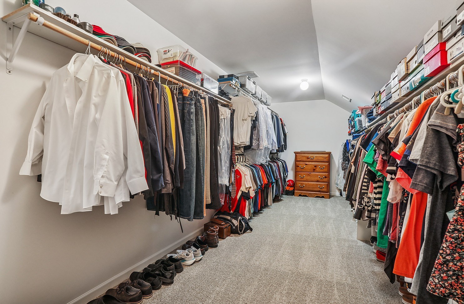 385 Coventry Lane Crete, IL 60417 - Photo 14 of 24 a view of walk in closet with clothes