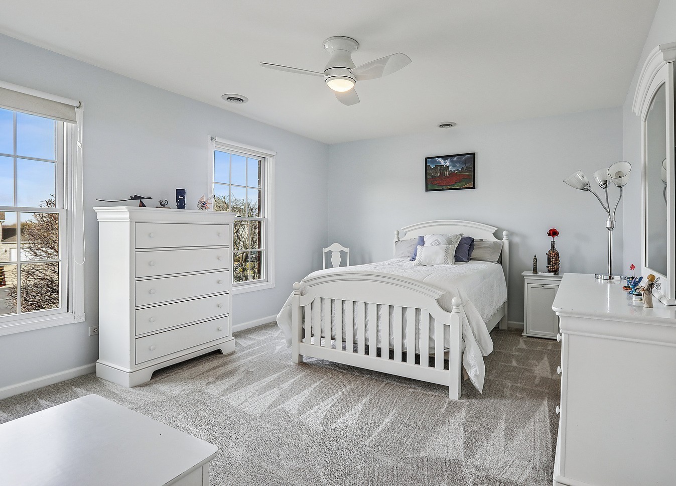 385 Coventry Lane Crete, IL 60417 - Photo 18 of 24 a room with a bed and a night stand