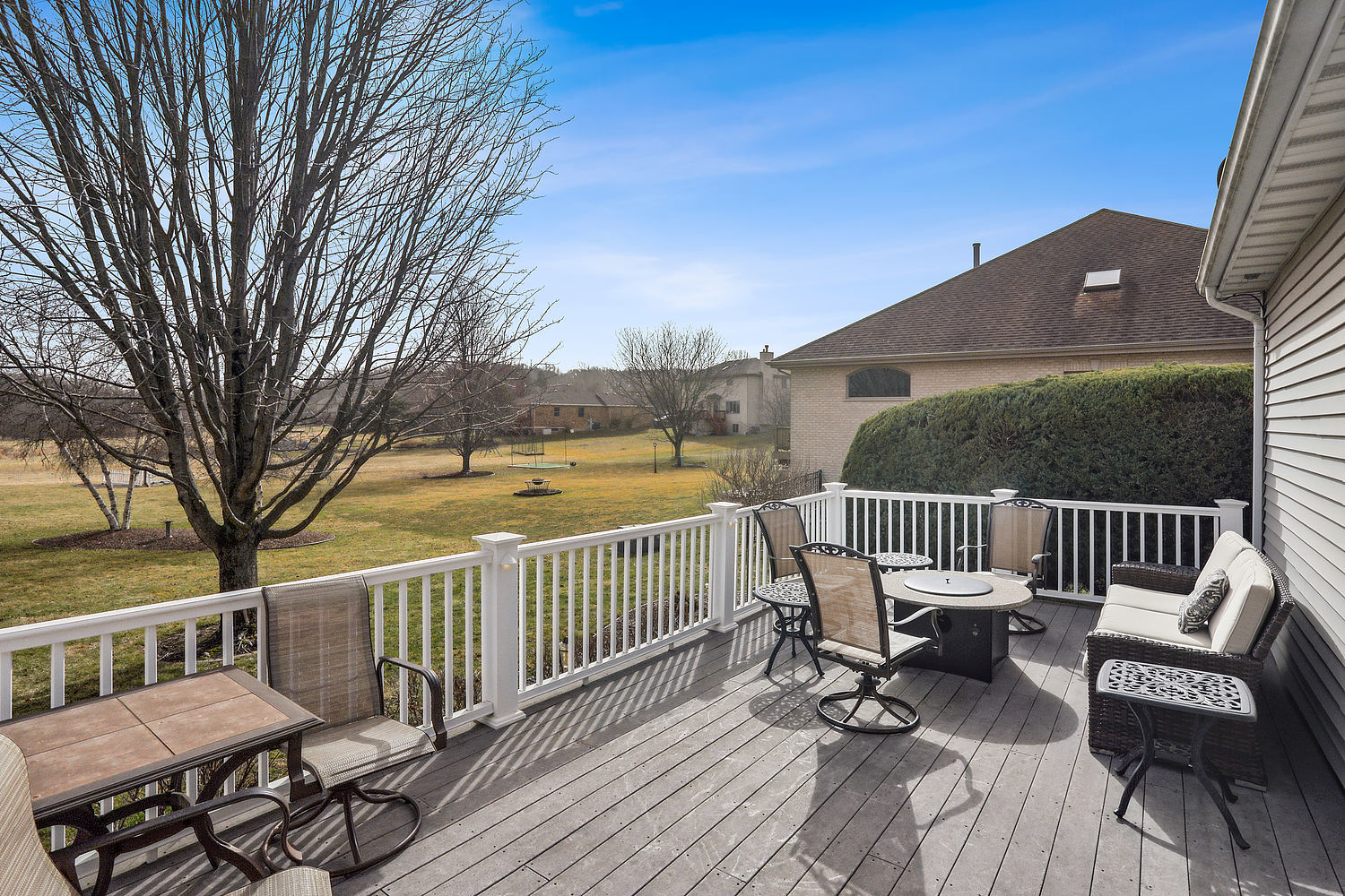 385 Coventry Lane Crete, IL 60417 - Photo 21 of 24 a view of a chair and table on the roof deck