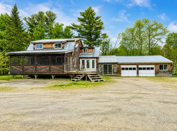 $298,000 | 7 Howard Siding Lane, Abbot, ME 04406