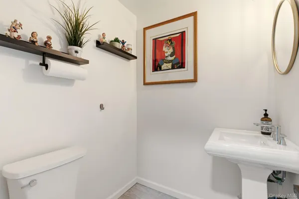 $1,328,000 | 261 Vista Drive, Jericho, NY 11753