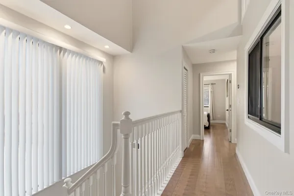 $1,328,000 | 261 Vista Drive, Jericho, NY 11753