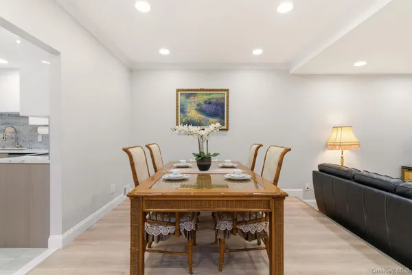 $1,328,000 | 261 Vista Drive, Jericho, NY 11753