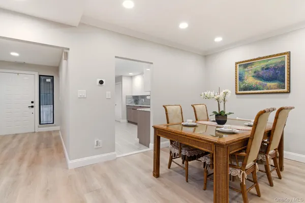 $1,328,000 | 261 Vista Drive, Jericho, NY 11753