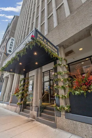 $399,500 | 100 East Walton Street, Unit 14D, Chicago, IL 60611