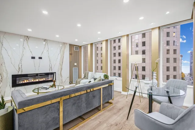 $399,500 | 100 East Walton Street, Unit 14D, Chicago, IL 60611