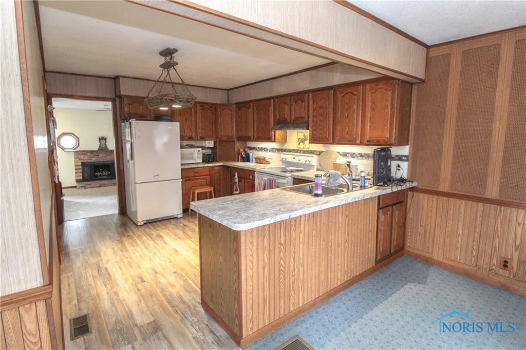 6545 Seaman Road Oregon, OH 43616 - Photo 12 of 36 Gallery Image 12