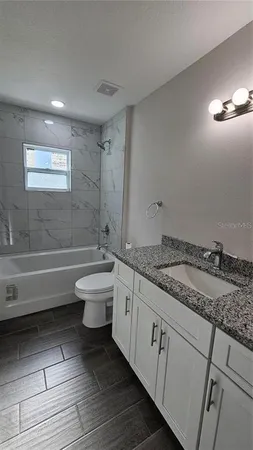 $2,400 | 602 Lime Avenue, Dundee, FL 33838