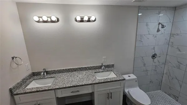 $2,400 | 602 Lime Avenue, Dundee, FL 33838