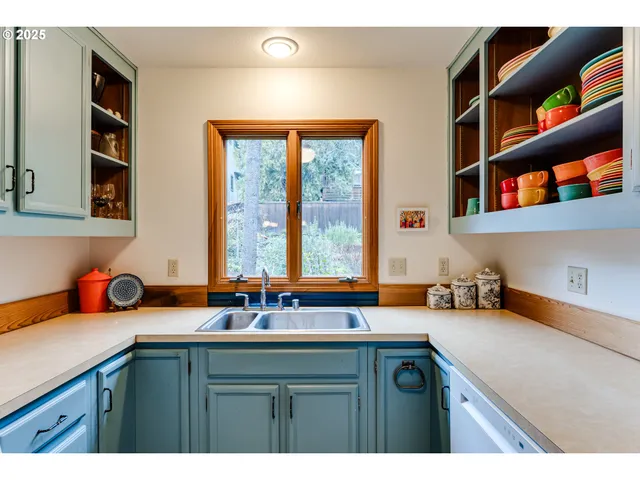 $675,000 | 2845 Central, Eugene, OR 97403