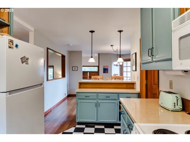 $675,000 | 2845 Central, Eugene, OR 97403