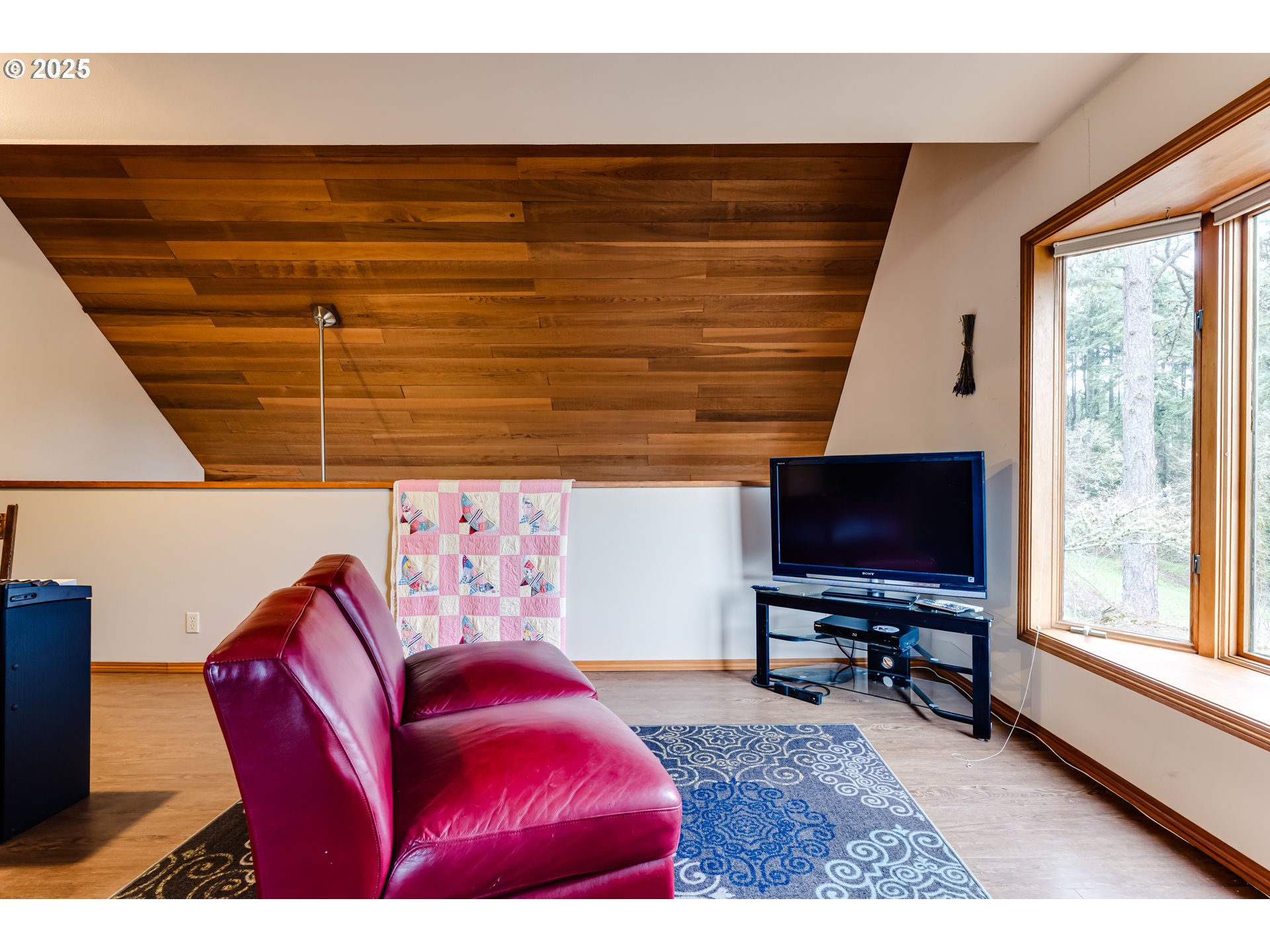 2845 Central Eugene, OR 97403 - Photo 38 of 45