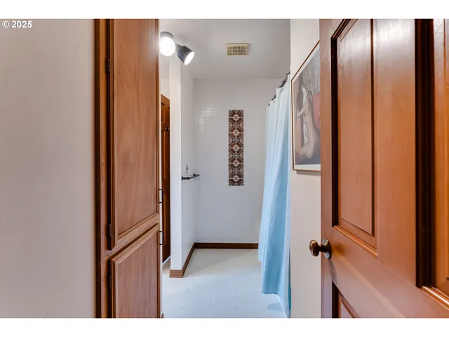 $675,000 | 2845 Central, Eugene, OR 97403