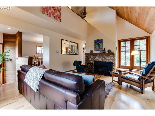 $675,000 | 2845 Central, Eugene, OR 97403