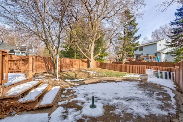 $3,400 | 7 South Thompson Drive, Madison, WI 53714