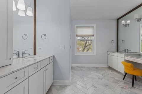 $1,650,000 | 1025 South Vail Avenue, Arlington Heights, IL 60005