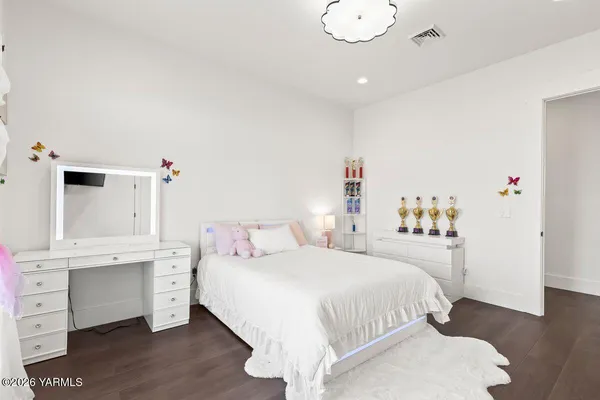 $1,700,000 | 160 Serenity Lane, Yakima, WA 98901