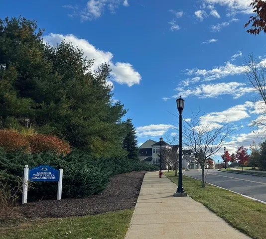 $655,000 | 45 Meetinghouse Road, Unit 45, Norfolk, MA 02056