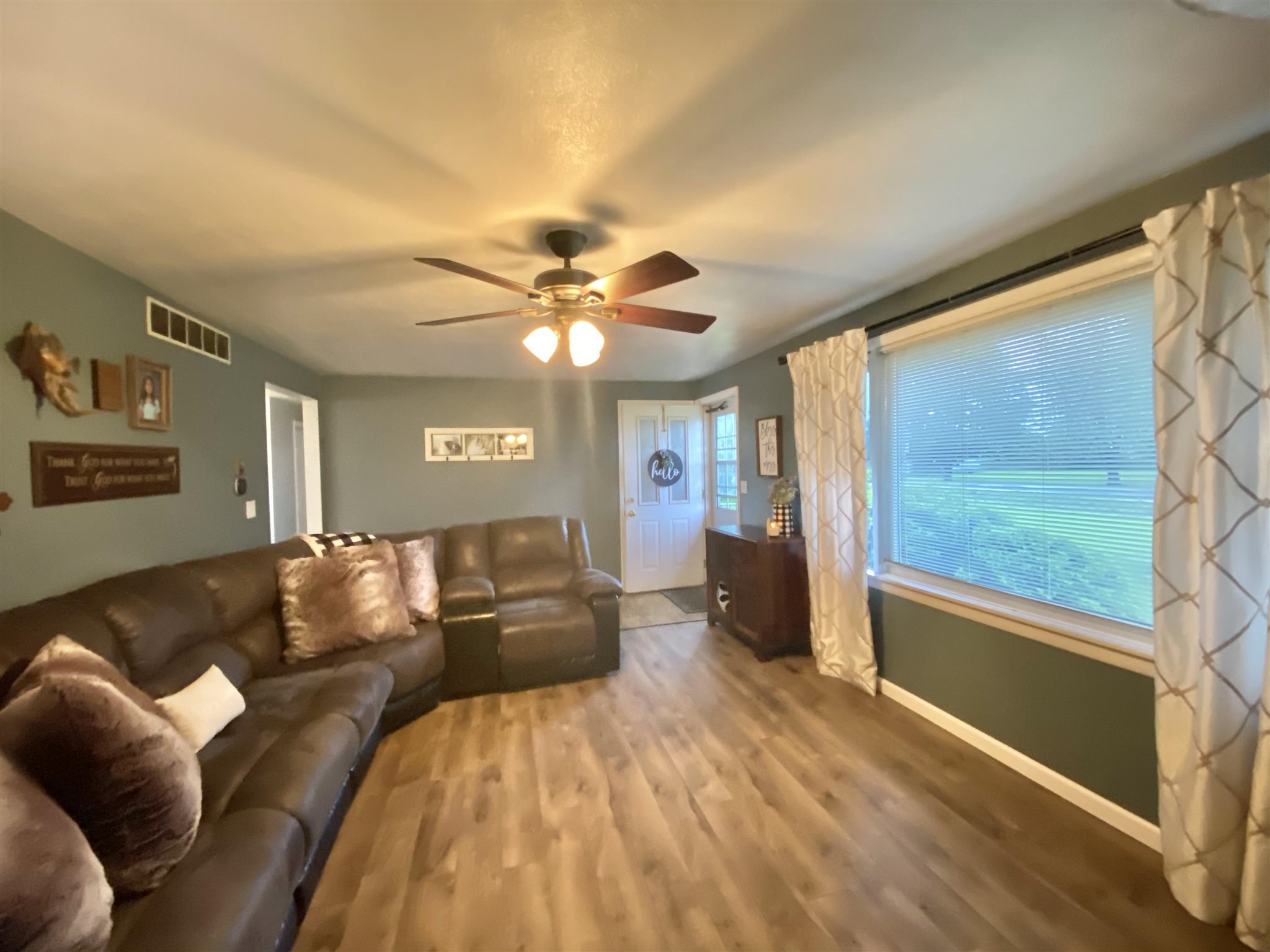 502 North Trivoli Road Trivoli, IL 61569 - Photo 20 of 34