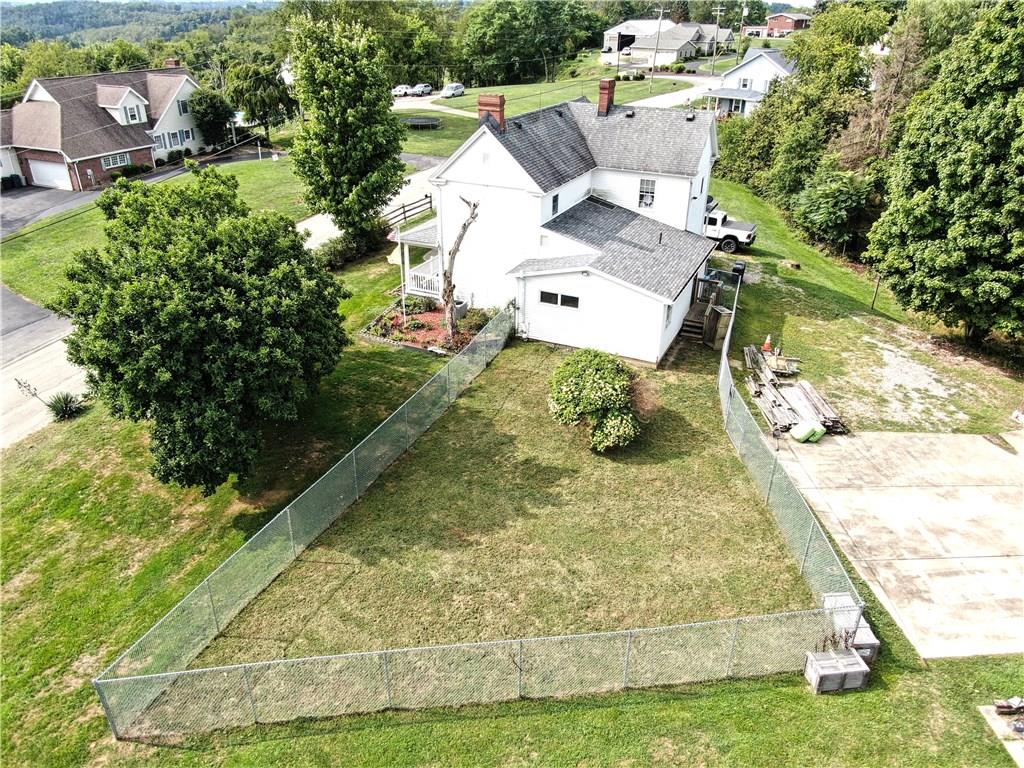 235 Sanitarium Road Washington, PA 15301 - Photo 4 of 25 A portion of the side yard has been fenced for convenience.