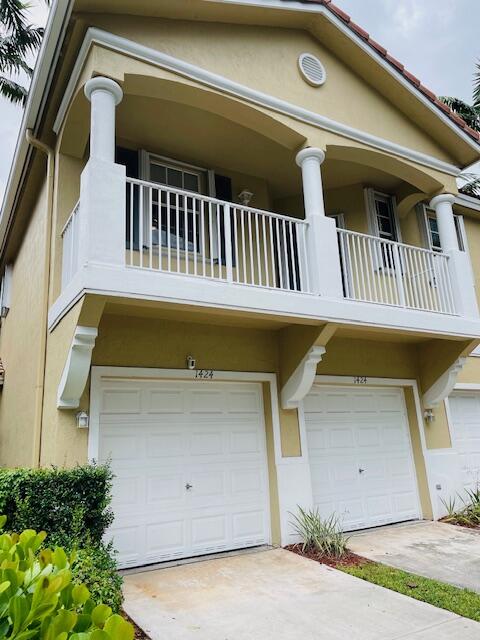 1424 West Wickham Circle, Unit A Delray Beach, FL 33445 - Photo 17 of 22 covered porch