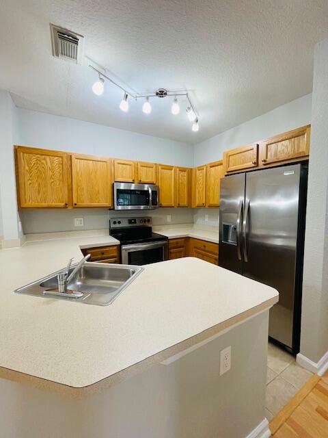 1424 West Wickham Circle, Unit A Delray Beach, FL 33445 - Photo 6 of 22 kitchen